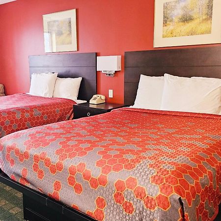 Budgetel Inn & Suites Fort Scott المظهر الخارجي الصورة