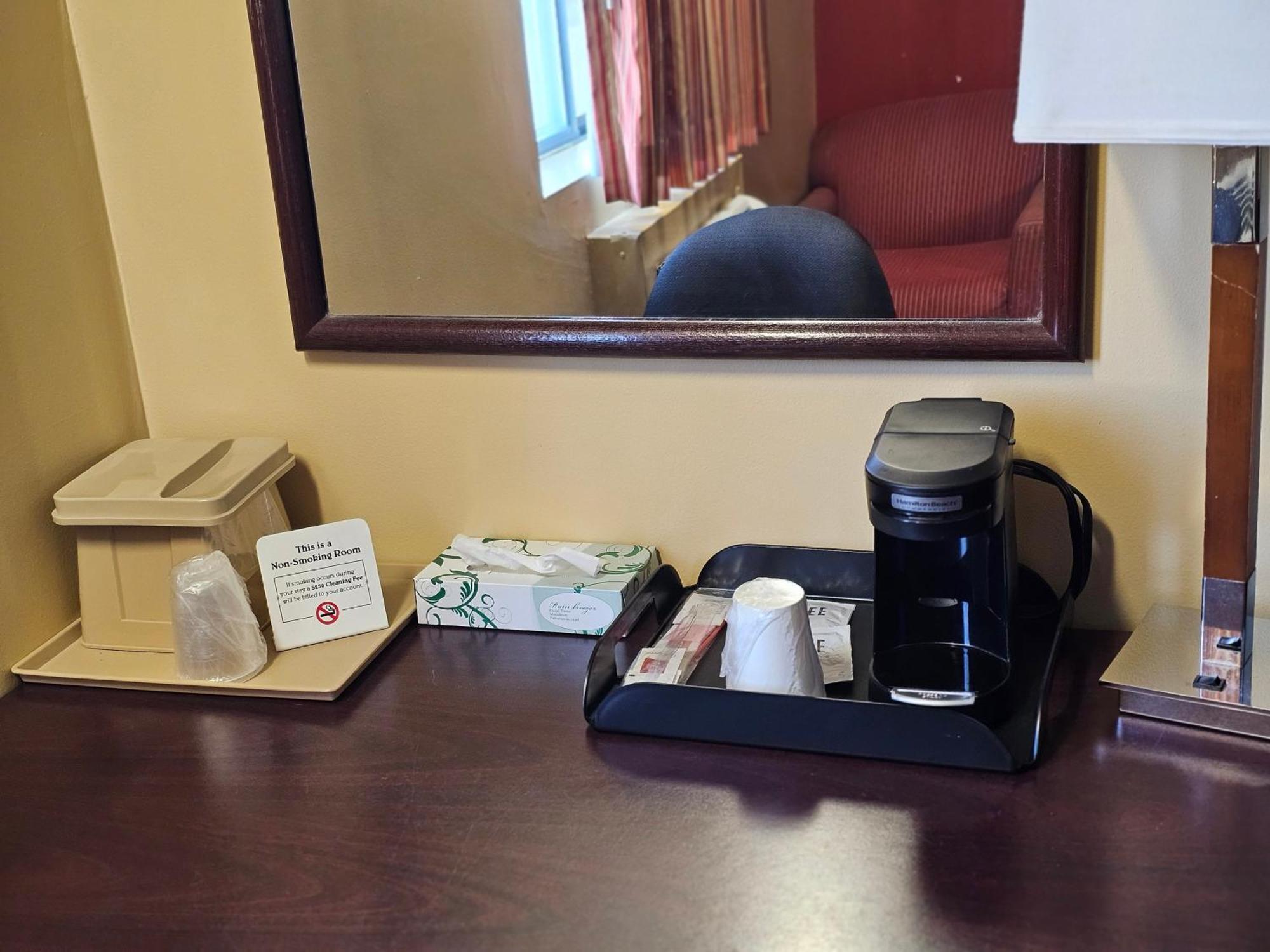 Budgetel Inn & Suites Fort Scott المظهر الخارجي الصورة