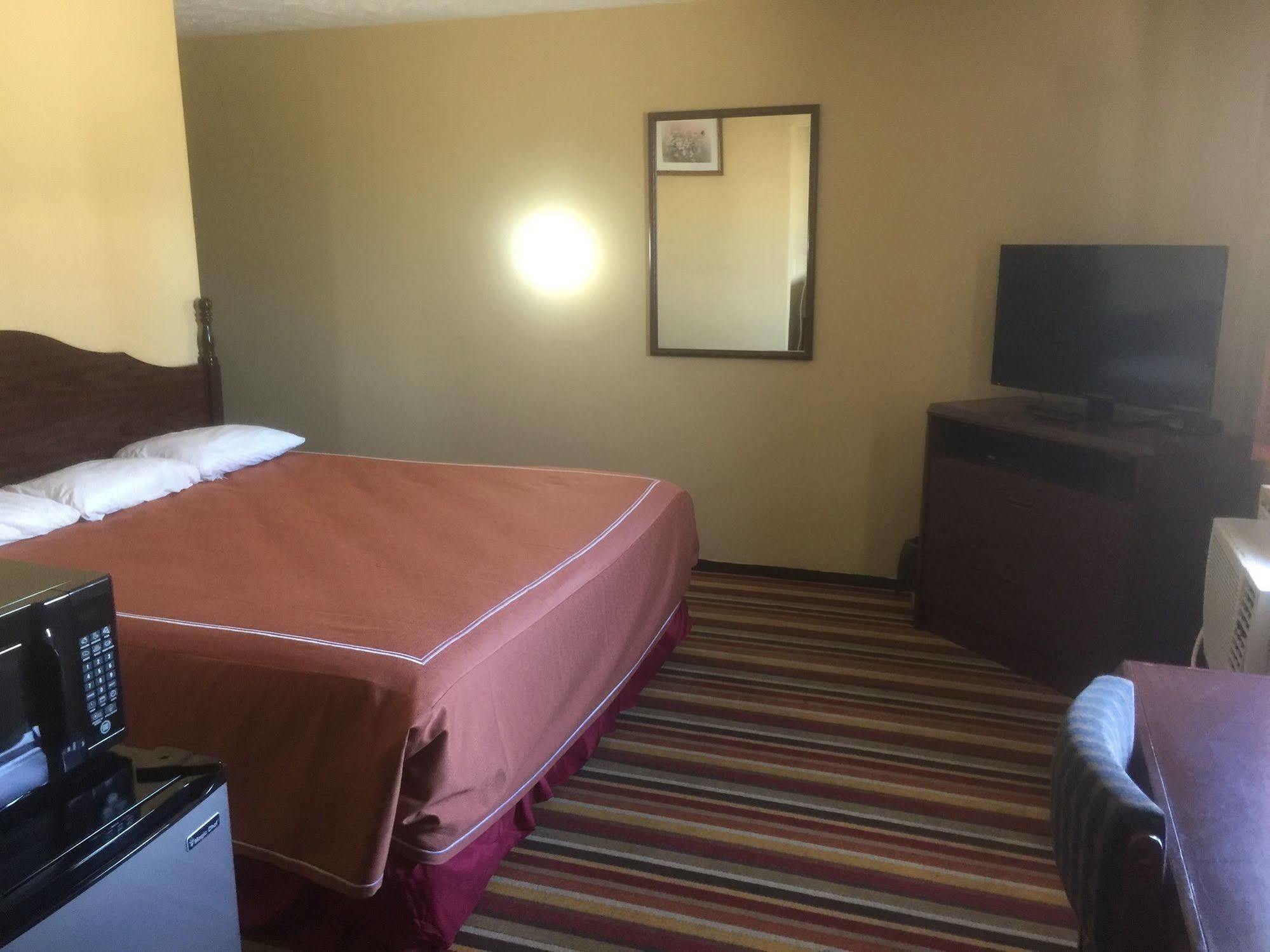 Budgetel Inn & Suites Fort Scott المظهر الخارجي الصورة